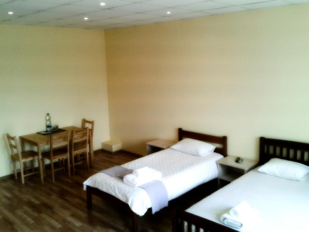 Arsenal Hotel Daugavpils Exterior foto