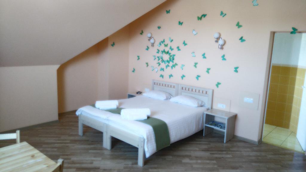 Arsenal Hotel Daugavpils Exterior foto